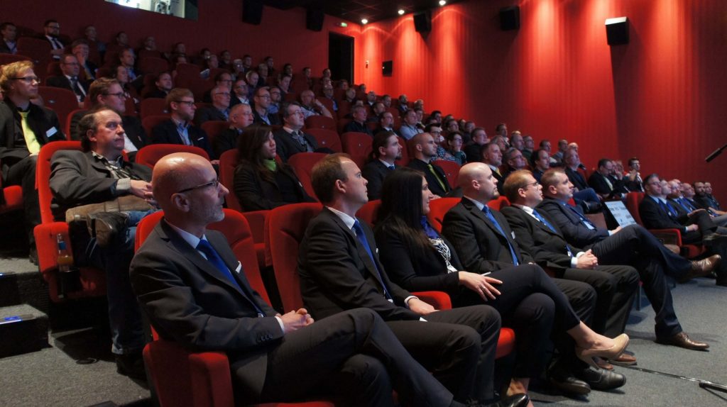 Kinosaal-1024x574 Lokale Initiativen und Netzwerke stärken