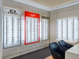 Markenrahmen mit Durchblick - D’art Design Gruppe startet Zusammenarbeit mit Brillenhersteller Luxottica Dart_Luxottica_Shop2017_OR_04_72dpi_RGB_1000-300x225 Markenrahmen mit Durchblick - D’art Design Gruppe startet Zusammenarbeit mit Brillenhersteller Luxottica