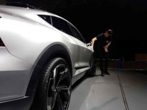 Tokyo Motor Show in Action mit Olymp tokyomotorshow1_web-300x225 Tokyo Motor Show in Action mit Olymp