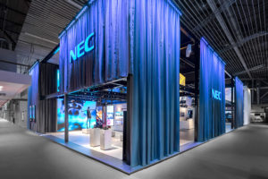 Immersiver Erlebnisraum - D’art Design Gruppe erneut für NEC auf der ISE 2018 Dart-NEC-ISE-2018-LP_1924_bearbeitet_1000-300x200 Immersiver Erlebnisraum - D’art Design Gruppe erneut für NEC auf der ISE 2018