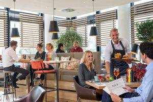 Neues Gastro-Highlight: THE FLAVE im Novotel München Airport Foto1a_Flave_300kb-2-300x200 Neues Gastro-Highlight: THE FLAVE im Novotel München Airport