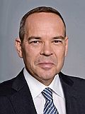 „Konzessionierte Spielbanken überspringen 2017 die 600 Mio. Euro Grenze und wachsen weiter um 5,2 Prozent“ dsbv_wulferding1-klein „Konzessionierte Spielbanken überspringen 2017 die 600 Mio. Euro Grenze und wachsen weiter um 5,2 Prozent“