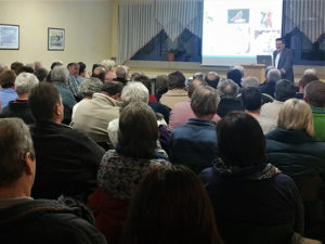 Asklepios Klinik Oberviechtach: Reges Interesse am Vortrag „Schulterschmerz“ von Stephan Goetze Vortrag_Schulter_300kb-300x225 Asklepios Klinik Oberviechtach: Reges Interesse am Vortrag „Schulterschmerz“ von Stephan Goetze