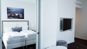 Neuer Glanz im Mercure Hotel MOA Berlin: Erweiterung auf 25 Konferenzräume und 326 Zimmer Die-neuen-Zimmer-im-Mercure-MOA-Berlin-kl-300x169 Neuer Glanz im Mercure Hotel MOA Berlin: Erweiterung auf 25 Konferenzräume und 326 Zimmer
