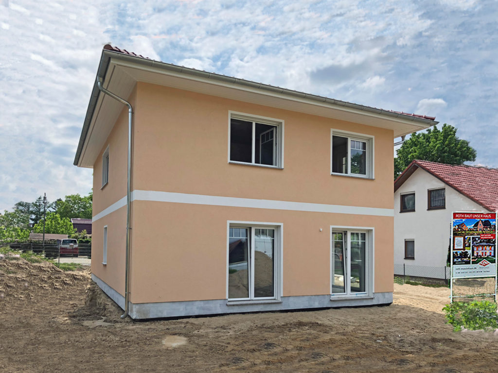 Roth-11-201_HB_StadtvillaLandhaus-in-Biesdorf_Bild_02-1024x768 Harmonie auf einem Grundstück: Stadtvilla und Landhaus | Hausbesichtigungen am 26./27. Mai in 12683 Biesdorf