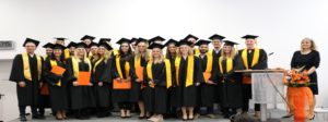 vergabe_gm_wi_pressefoto-300x112 Die EUFH verabschiedete Absolventen des berufsbegleitenden Studiums: