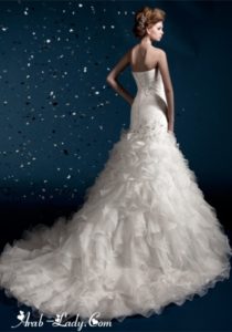 1362834302-210x300 Ten million wedding marry million pearls!