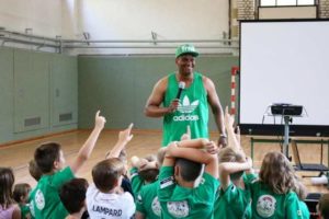 2schneidig wird Grundschulpate 2schneidig_Martin-Rietsch_Pate_Grundschule_1-300x200 2schneidig wird Grundschulpate