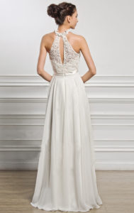 5339831190_1540008119-189x300 How does a bride with short hair create a perfect look