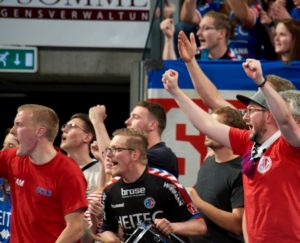 180509_HCErlangen_Fans_HJKrieg_0979-300x243 Erfolgreiche Reise für den HC Erlangen: DHB-Pokal Achtelfinale erreicht