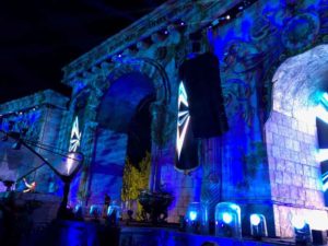 Luxibel präsentiert RGBW LED Wash Fixtures B P9 und B P9Z Tomorrowland-2018-Arch-Stage_web-300x225 Luxibel präsentiert RGBW LED Wash Fixtures B P9 und B P9Z