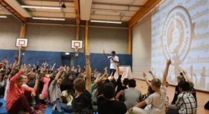 Werte gegen Mobbing: Respekt-Coach beeindruckt mit Engagement 2schneidig_Martin-Rietsch_Anti-Mobbing-Coach_Wertecoach-300x164 Werte gegen Mobbing: Respekt-Coach beeindruckt mit Engagement