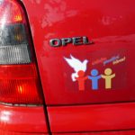 Abgas-Skandal: Razzia bei Opel. Kraftfahrt-Bundesamt (KBA) will für Opel einen Rückruf von rund 100.000 Diesel-Fahrzeugen anordnen. Abgas-Skandal: Razzia bei Opel. Kraftfahrt-Bundesamt (KBA) will für Opel einen Rückruf von rund 100.000 Diesel-Fahrzeugen anordnen.
