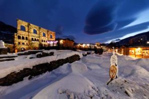 Aostatal: Adventsmarkt wie im Alten Rom 3-Römisches-Amphitheater-Aosta-Enrico-Romanzi-300x200 Aostatal: Adventsmarkt wie im Alten Rom