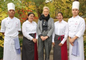 Dolce Bad Nauheim bildet indonesische Azubis aus Jakarta-Azubis_ba-300x211 Dolce Bad Nauheim bildet indonesische Azubis aus