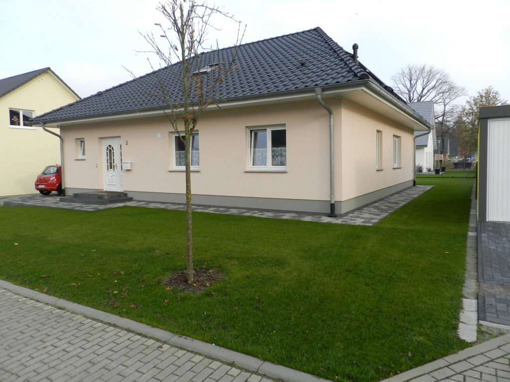 Bungalow öffnet am 3. Advent seine Türen | Hausbesichtigung am 15./16. Dezember in 16356 Werneuchen Roth-43-2018_Bungalow-Zingst_Werneuchen-1024x768 Bungalow öffnet am 3. Advent seine Türen | Hausbesichtigung am 15./16. Dezember in 16356 Werneuchen