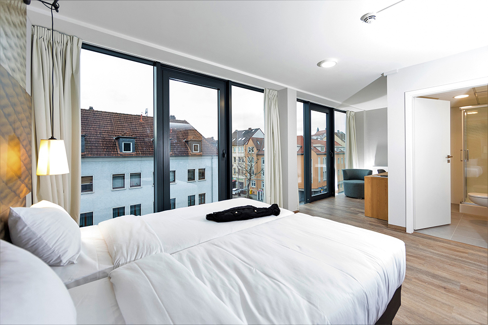 Eines von 19 neuen Zimmer im ibis Fulda City Hotel (Foto c/o Orange Hotels und Resort)