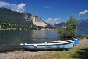 Am Lago Maggiore erklingen die Steinbrüche Baveno-vor-dem-Steinbruch-Foto-Roberto-Maggioni-300x200 Am Lago Maggiore erklingen die Steinbrüche