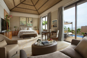 Mulia-Bali_Family-Villa-Master-Bedroom-300x200 The Mulia Villas, Bali: 3.000 qm Luxus Villa zu mieten