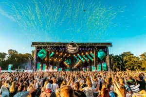 dlp motive beim World Club Dome 2019 20190608-193415-SIL-3-2_web-300x200 dlp motive beim World Club Dome 2019