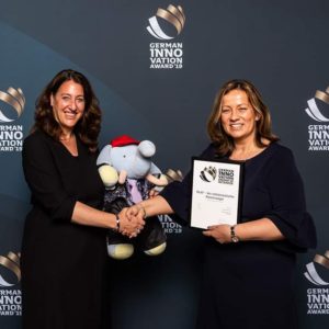 GIA-2019-Übergabe-der-Auszeichnung-300x300 GERMAN INNOVATION AWARD 2019 für Binder Marketing