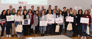 tdm-sarstedt-adelante-2019-ihk-hannover-300x129 PROJEKT „ADELANTE“: QUALIFIZIERTE FACHKRÄFTE AUS SPANIEN BEI T.D.M.