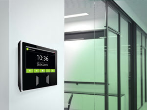 Neues Zeiterfassungsterminal für Timemaster WEB mit vielen zusätzlichen Features tm_anw_mileu2_term_plus7_grund_schwarz_1-300x225 Neues Zeiterfassungsterminal für Timemaster WEB mit vielen zusätzlichen Features