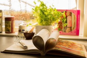 KochbueherBrittaGeschenk-300x200 Kochbücher als Geschenk