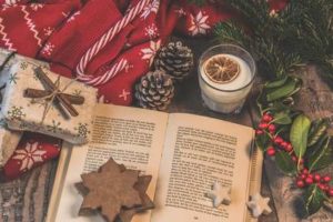 AdventszeitBuecherKarina-300x200 Sich für die Adventszeit noch mit neuem Lesestoff eindecken