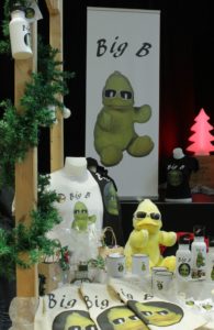 IN:: BigB aus Beckum wagt sich per Weihnachtsmarkt ganz offline an die Öffentlichkeit :: 04.12.2019-BigB-aus-Beckum-wagt-sich-per-Weihnachtsmarkt-ganz-offline-an-die-Öffentlichkeit-195x300 IN:: BigB aus Beckum wagt sich per Weihnachtsmarkt ganz offline an die Öffentlichkeit ::