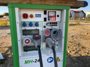 IMG-20191004-WA0006-300x225 Kranbaustelle – mobiler Stromspeicher ersetzt Dieselaggregat