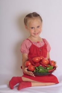 VeggieErnaehrungKind-200x300 Veggie-Ernährung bei Kindern