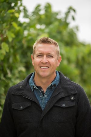 Gar nicht gruselig: Ghost Pines steht für exzellentes Neue-Welt-Weinhandwerk 28_Winemaker-Aaron-Piotter_Komp Gar nicht gruselig: Ghost Pines steht für exzellentes Neue-Welt-Weinhandwerk