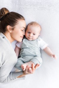 Eltern-Umfrage zeigt: Empfehlung des Kinderarztes ist für Impfentscheidung von Eltern am wichtigsten MB_Bildwelten-2019_1942-200x300 Eltern-Umfrage zeigt: Empfehlung des Kinderarztes ist für Impfentscheidung von Eltern am wichtigsten