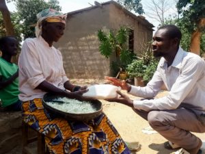 Reis-fuer-Sambia_Foto-2-300x225 Reis für Sambia – Hilfe gegen Hunger