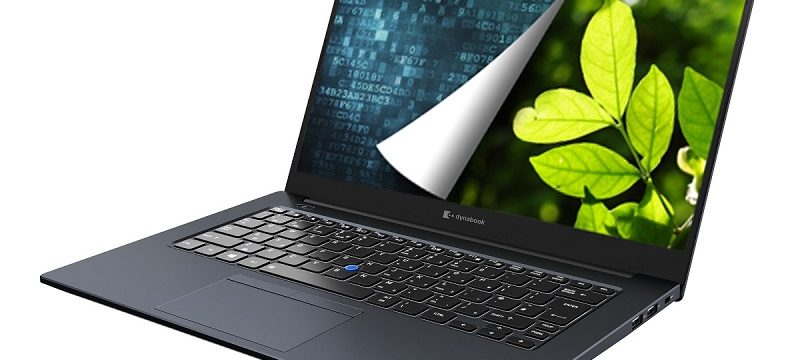 Notebook mit einem blau-grünen Bild auf dem Display
