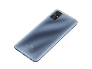 V2020Smart_grey_05-300x225 Hält und hält und hält: ZTE Blade V2020 Smart punktet mit extrem langer Akkulaufzeit und günstigem Preis