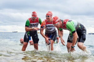 Die “sportliche” Kanalinsel Jersey – Spektakuläre Events und Bewegung für jedermann Der-Swimrun-auf-Jersey-ist-eine-kraftraubende-Angelegenheit.-Foto-Visit-Jersey-300x200 Die “sportliche” Kanalinsel Jersey – Spektakuläre Events und Bewegung für jedermann