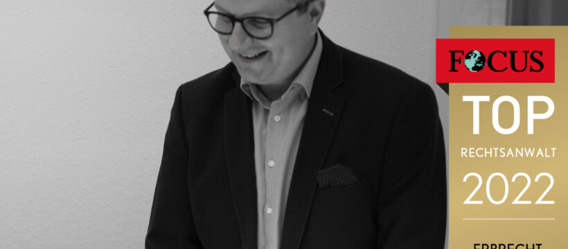 Dr. Plottek freut sich über Auszeichnung Top-Anwalt