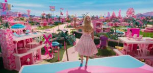 BARBIE-TP-0002_High_Res_JPEG_1400-1-300x143 Filmhighlights exklusiv für Unternehmen: Corporate Preview von „Barbie“ und „The Flash“ vor Bundesstart
