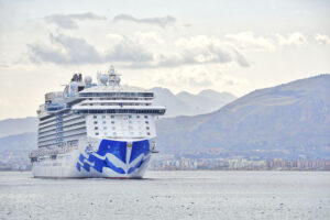 Aufschlag Princess Cruises – Bei Kreuzfahrt-Buchung während des Wimbledon-Turniers gewährt die Reederei Bordguthaben Majestic_Princess-300x200 Aufschlag Princess Cruises – Bei Kreuzfahrt-Buchung während des Wimbledon-Turniers gewährt die Reederei Bordguthaben