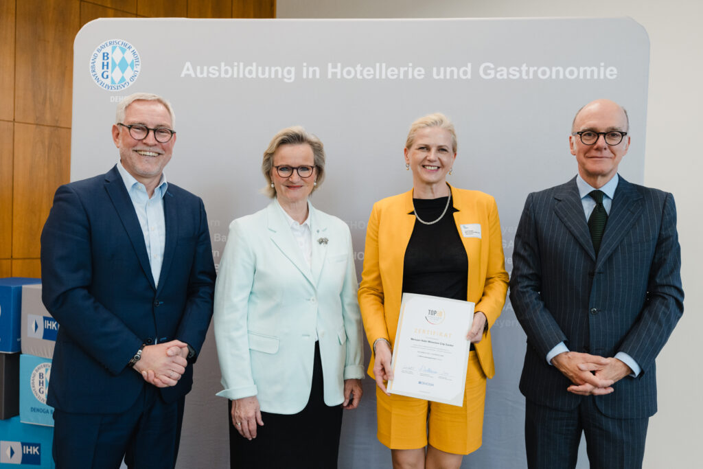 Von der DEHOGA ausgezeichnet: Mercure Hotel München City Center ist TOP Ausbildungsbetrieb Top_Ausbildungsbetrieb-1024x683 Von der DEHOGA ausgezeichnet: Mercure Hotel München City Center ist TOP Ausbildungsbetrieb