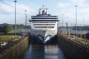 Grand Circle Pacific Voyage: Princess Cruises präsentiert Weltreise 2027 Coral-Princess_-P_Canal-300x200 Grand Circle Pacific Voyage: Princess Cruises präsentiert Weltreise 2027
