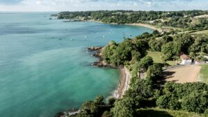 „Wunderschön!“ zu Gast auf Jersey – WDR-Quotenhit zeigt am 18. Mai Reportage über die Kanalinsel St-Catherines-Bay_-Copy_BAM-Perspectives-300x169 „Wunderschön!“ zu Gast auf Jersey – WDR-Quotenhit zeigt am 18. Mai Reportage über die Kanalinsel
