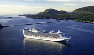 Princess Cruises mit umfangreichem Europa-Programm – Reederei bietet 2027 über 200 Kreuzfahrten in der „Alten Welt“ Caribbean-Princess-300x177 Princess Cruises mit umfangreichem Europa-Programm – Reederei bietet 2027 über 200 Kreuzfahrten in der „Alten Welt“