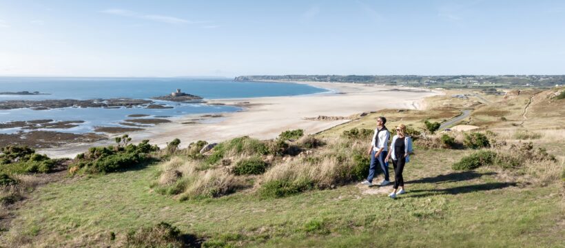 Grandiose Ausblicke garantieren die Etappen des Jersey Tidal Trail. Foto: Studio M