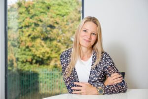 DRPGroup übertrifft Umsatzziel 2025 bereits nach neun Monaten Dagmar-Mackett-scaled-1-1-300x200 DRPGroup übertrifft Umsatzziel 2025 bereits nach neun Monaten