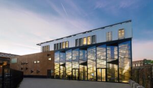 Eventlocations in Brüssel: Zwischen Kulturerbe und Nachhaltigkeit Greenbizz03-©_Marc_Detiffe-300x174 Eventlocations in Brüssel: Zwischen Kulturerbe und Nachhaltigkeit