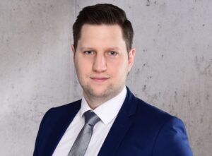 2bdifferent liefert das Know-how auf dem Weg zur ISO-Zertifizierung Christopher-Klein-JMT-300x221 2bdifferent liefert das Know-how auf dem Weg zur ISO-Zertifizierung