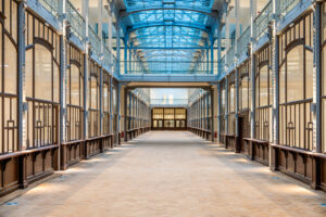 Nachhaltigkeit als Standortstrategie in der „Hauptstadt Europas“ hortel-des-douanes-300x200 Nachhaltigkeit als Standortstrategie in der „Hauptstadt Europas“